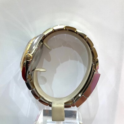 Montre Rolex explorer gold 124273