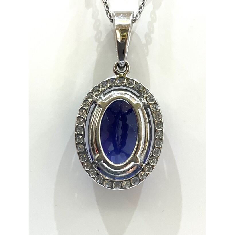 Pendentif or blanc Tanzanite et diamants.