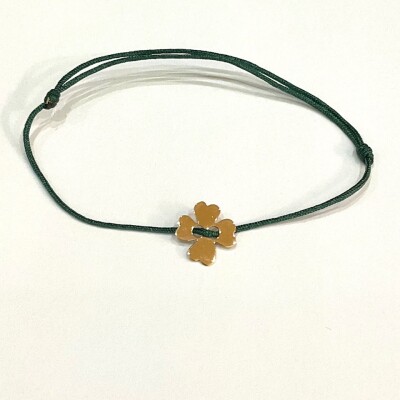 Bracelet trèfle à 4 feuilles or rose sur fil vert