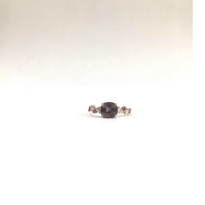 Bague or rose spinelle diamant et saphir rose