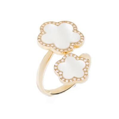 Bague duo Cesare Pompanon Fiore di Mamma en or rose, nacre blanche et diamants