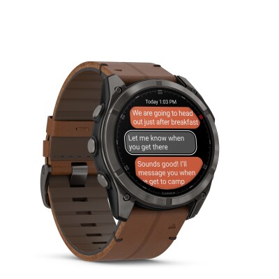 fēnix® 8 Pro – 51 mm, AMOLED Sapphire, Titane Carbon Gray DLC avec bracelet en cuir marron