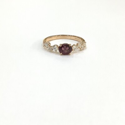 Bague en Or Rose avec Spinelle Grenat et Diamants