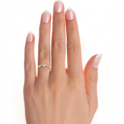Solitaire en Or Jaune Diamant 0.25ct – Sertissage 4 Griffes
