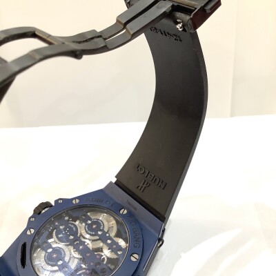 Montre Hublot Big Bang MECA-10 Ceramic Blue 45mm 414.EX.5123.RX