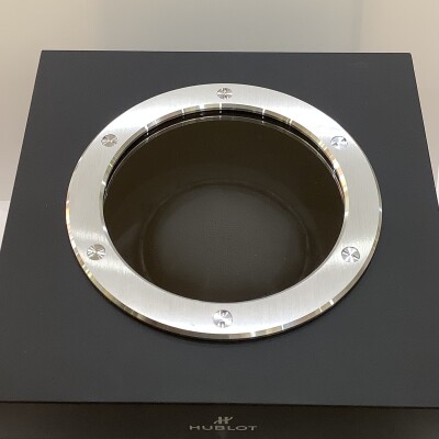 Montre Hublot Big Bang MECA-10 Ceramic Blue 45mm 414.EX.5123.RX