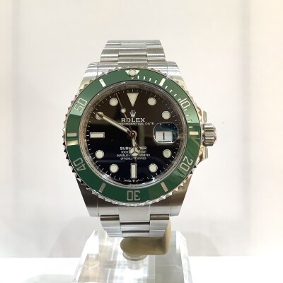 Rolex Submariner 126610LV – “Starbucks”