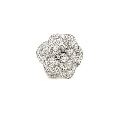 Bague fleur en or blanc et diamants