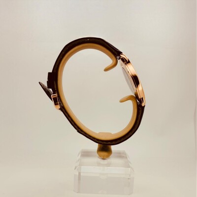 Montre Ronde Louis Cartier, 36 mm, or rose, cuir