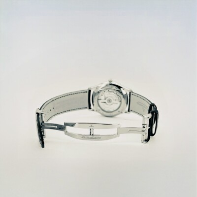 Montre Jaeger-LeCoultre Master Ultra Thin Moon 39 -