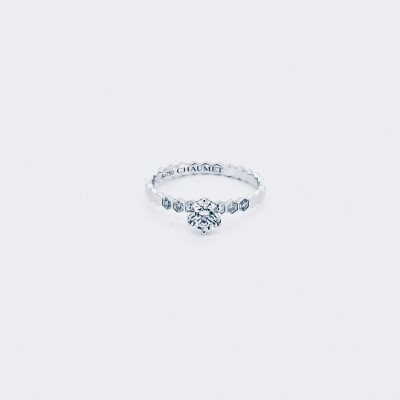 Solitaire Chaumet Bee de Chaumet en or blanc et diamants