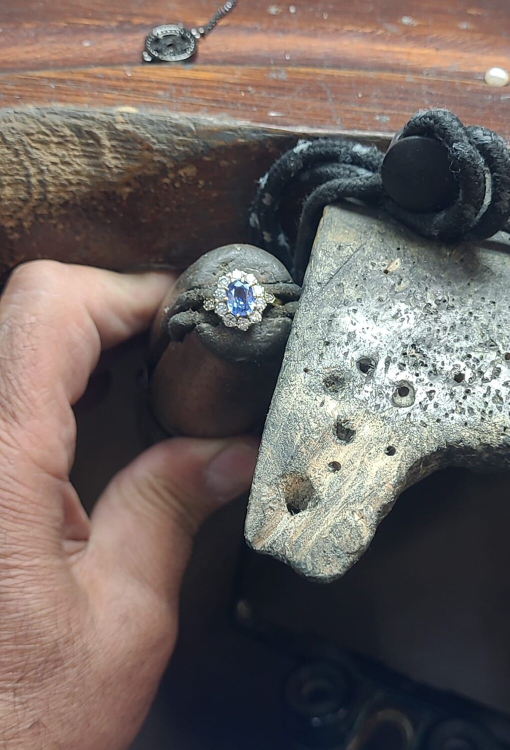 Création et transformation de bijoux