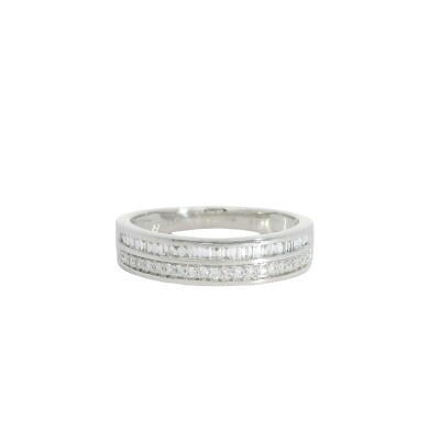 Alliance en or blanc et diamants de 0.348ct