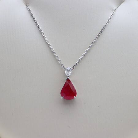 Collier or blanc rubis et diamant