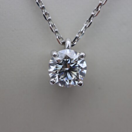 collier or blanc diamant 3 griffes