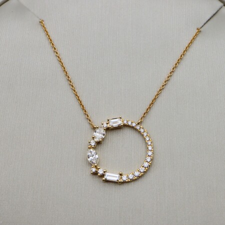 Collier or jaune pendentif cercle diamant multiples