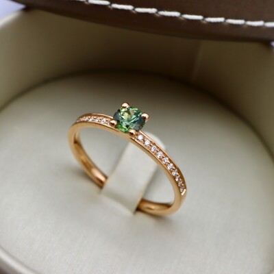 Bague or rose saphir vert et diamants
