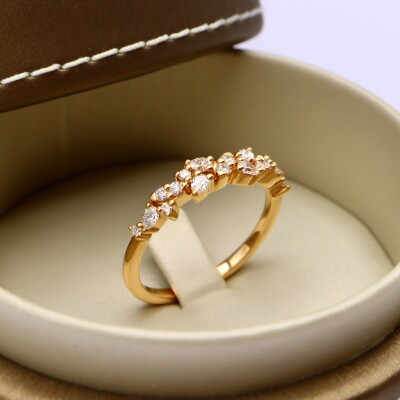 Bague 1/2 tour or rose, diamants poire et brillant