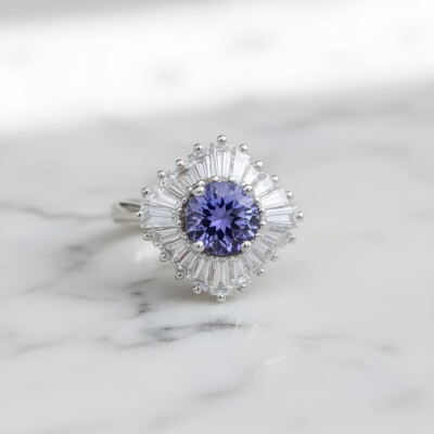 Bague or blanc, saphir et diamants