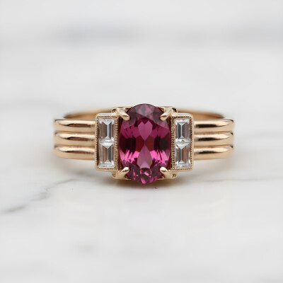 Bague or rose saphir violet et diamant