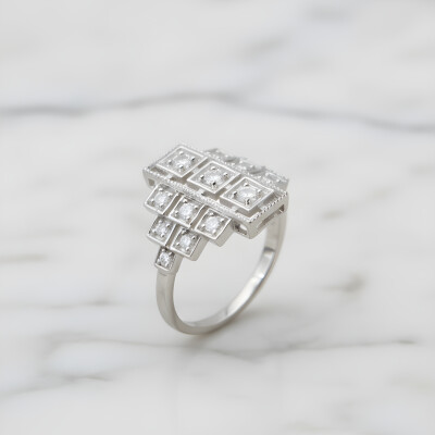 Bague or blanc et diamants