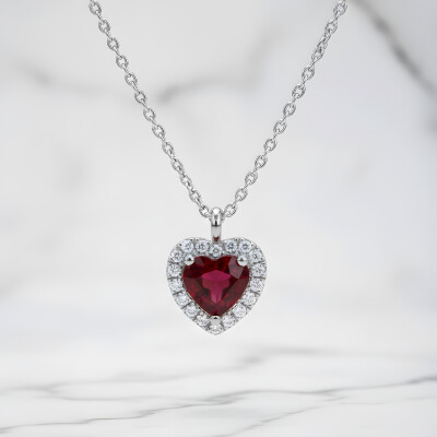 Collier or blanc rubis coeur et diamants