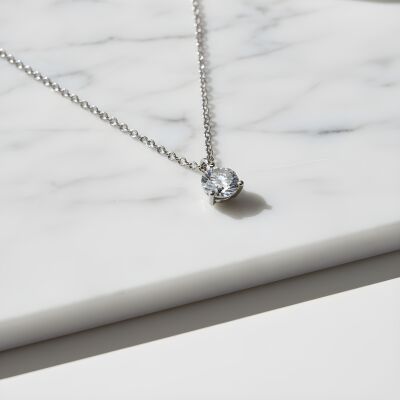 collier or blanc diamant 3 griffes