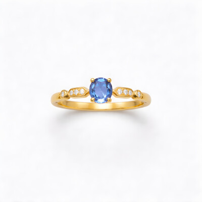 Bague or jaune, saphir et diamants