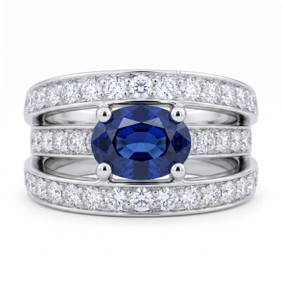 Bague or blanc, saphir et diamants