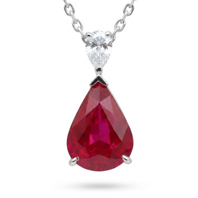 Collier or blanc rubis et diamant