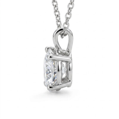 collier or blanc diamant 3 griffes