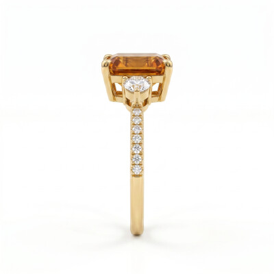 Bague or jaune, citrine et diamants