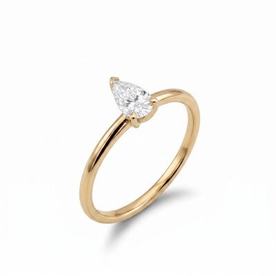 Solitaire or jaune, diamant taille poire