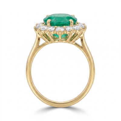 Bague or jaune, émeraude et entourage diamants