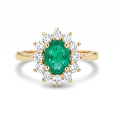 Bague or jaune, émeraude et entourage diamants