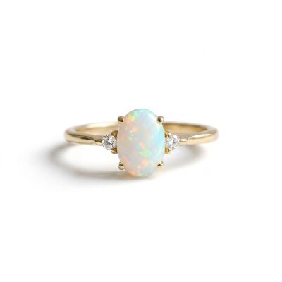 bague opale blanche et diamants