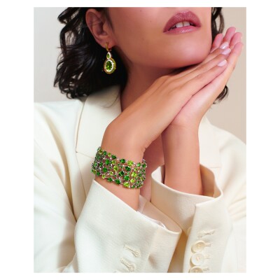 Boucles d'oreilles pendantes en or rose, péridot, tsavorite et diamants