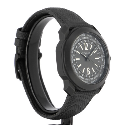 Octo Roma WorldTimer
