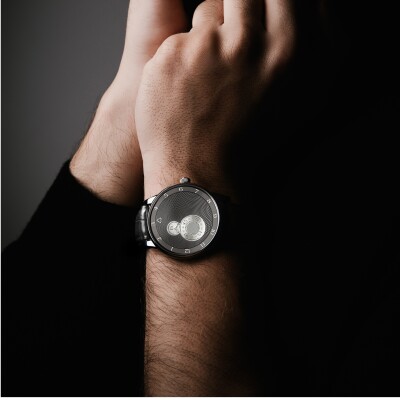 Trilobe Nuit Fantastique guilloché Brume