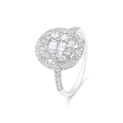 Bague ovale or blanc serti diamants entourage diamants