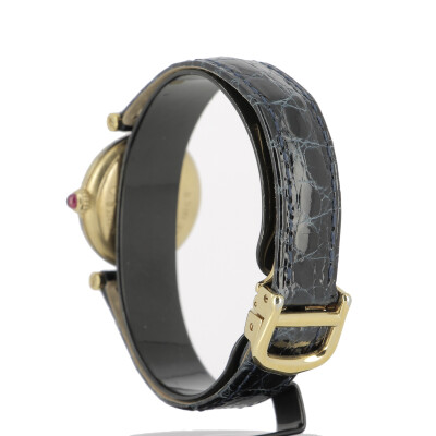 Vendome Must