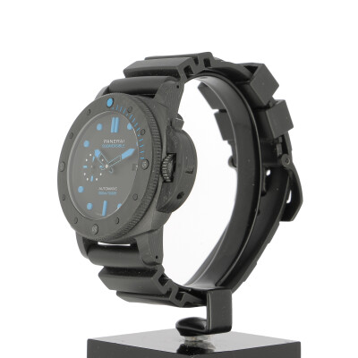 Panerai Submersible Carbotech