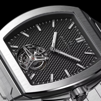 Montre Bianchet Ultrafino Tonneau Titanium Black