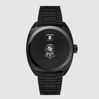 Montre Terra Nova Jumping Hour Stealth Black