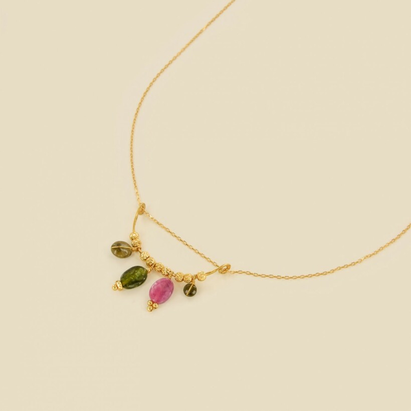 Le collier Rosekafé Mila vert et Rosé