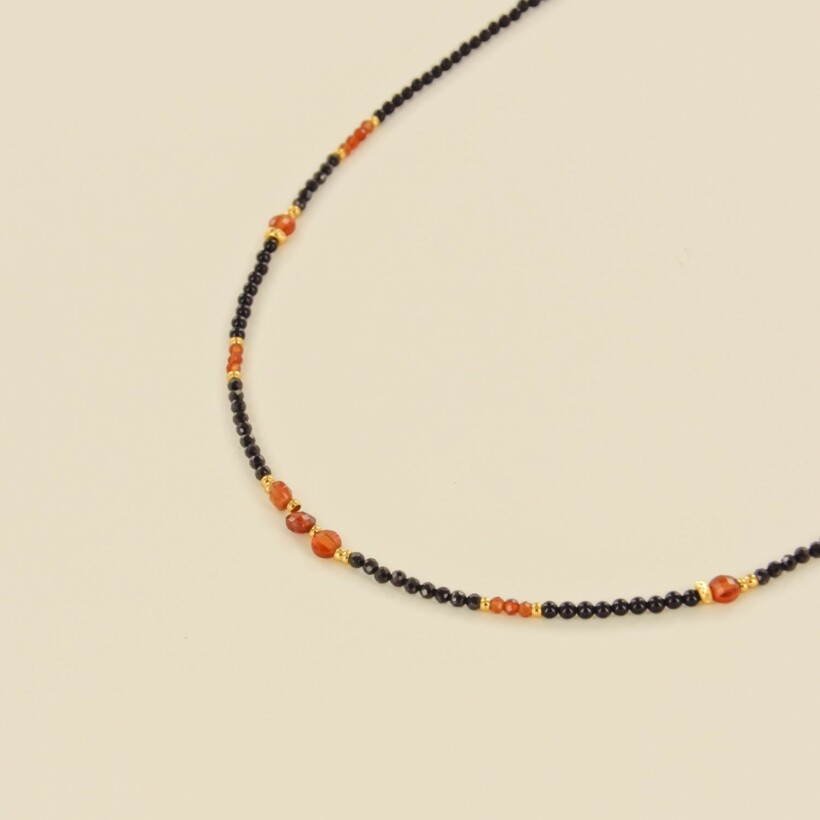 Le collier Rosekafé Kirane spinelle et Hessonite