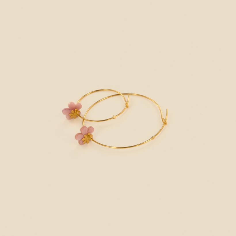 Les boucles d'oreilles dépareillées Rosekafé Blossom