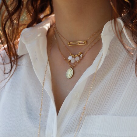 Le collier Rosekafé Moonstone et onyx blanc Mila