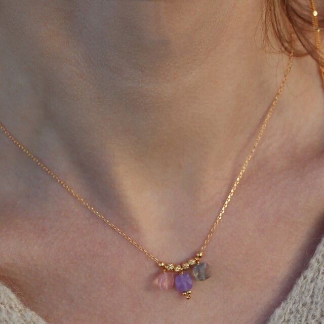 Le collier Rosekafé Zia Améthyste opale rose