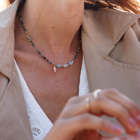 Le collier en pierres naturelles Thylie